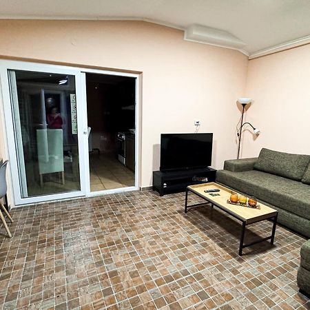 Kk Apartment Backa Topola Esterno foto
