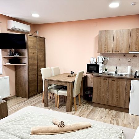 Kk Apartment Backa Topola Esterno foto