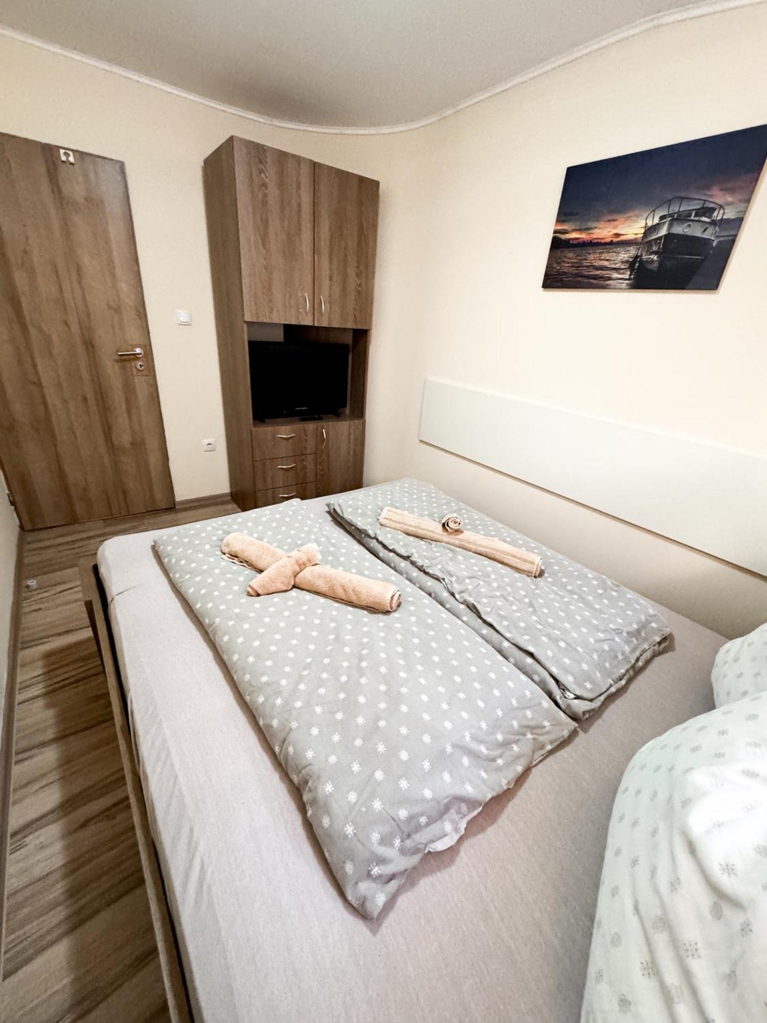 Kk Apartment Backa Topola Esterno foto