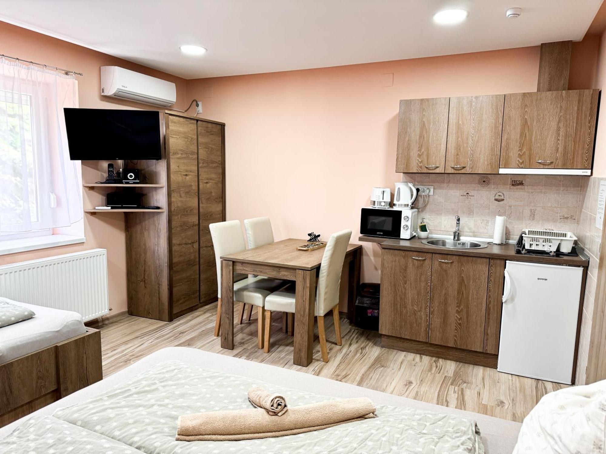 Kk Apartment Backa Topola Esterno foto