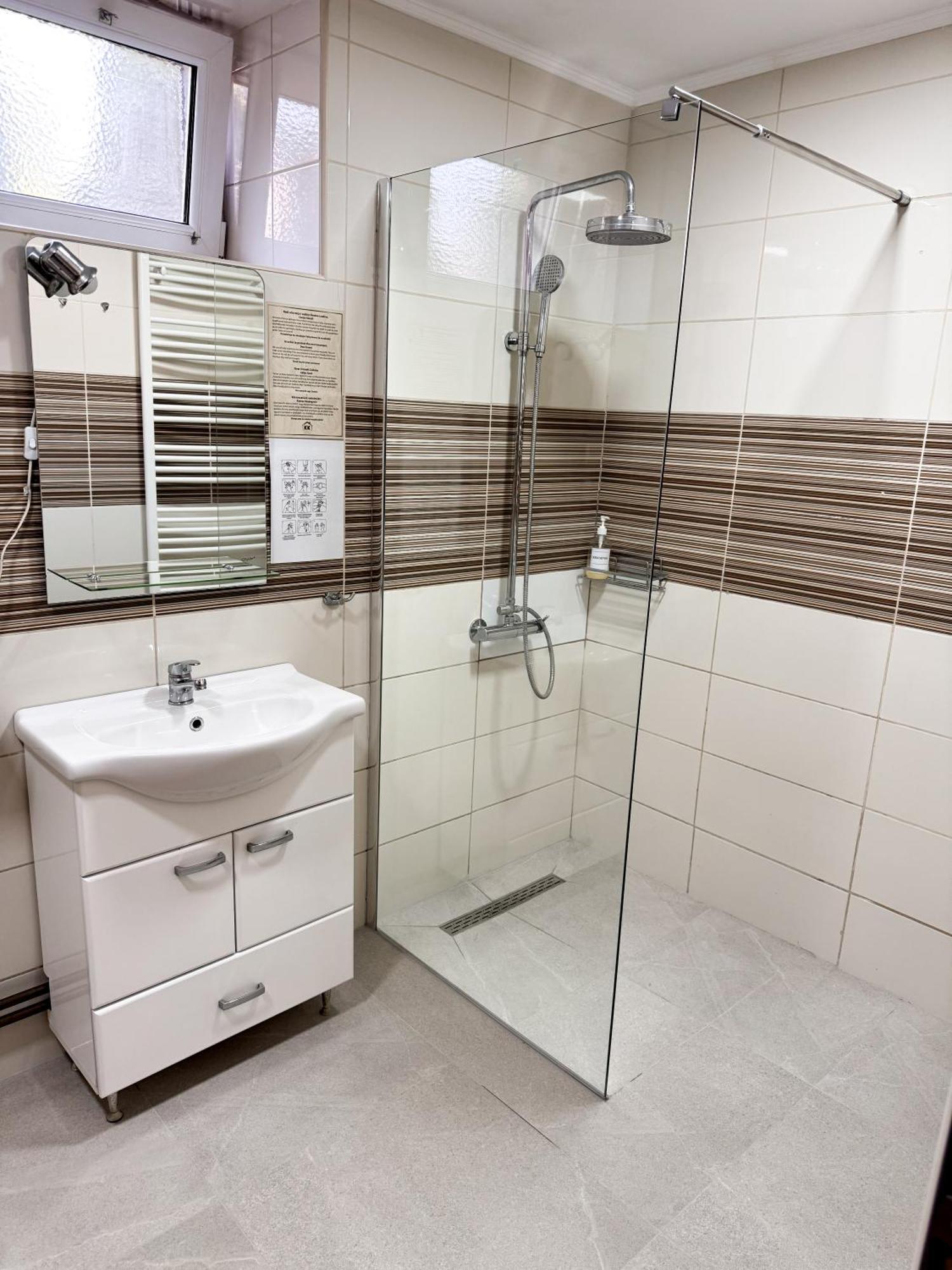 Kk Apartment Backa Topola Esterno foto