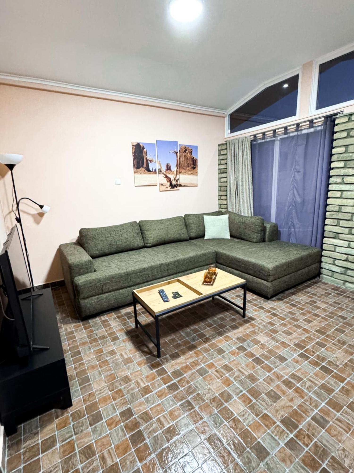 Kk Apartment Backa Topola Esterno foto